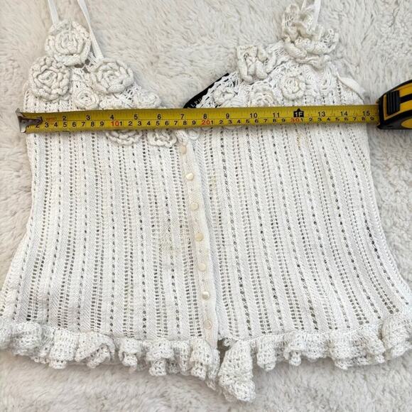 Ralph Lauren Black Label Rare Y2K Crochet Flower-Embellished Top Size Large - Picture 5 of 7